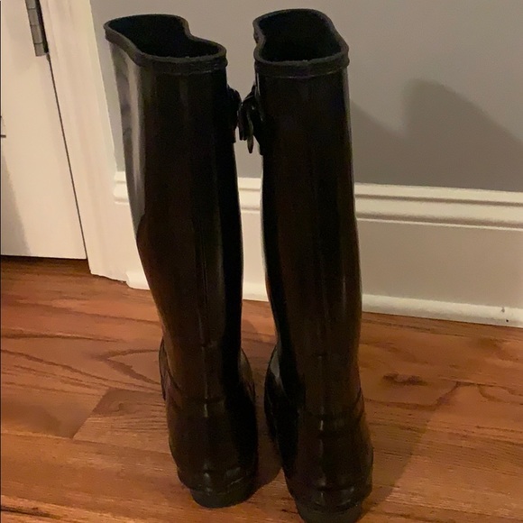 hunter y’all glossy rain boots - Picture 3 of 3